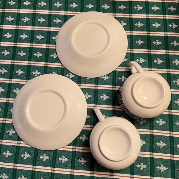 2 Currier & Ives Coffee Tea Cups Mugs and Saucers - 4 Pieces Total - Picture 3 of 8